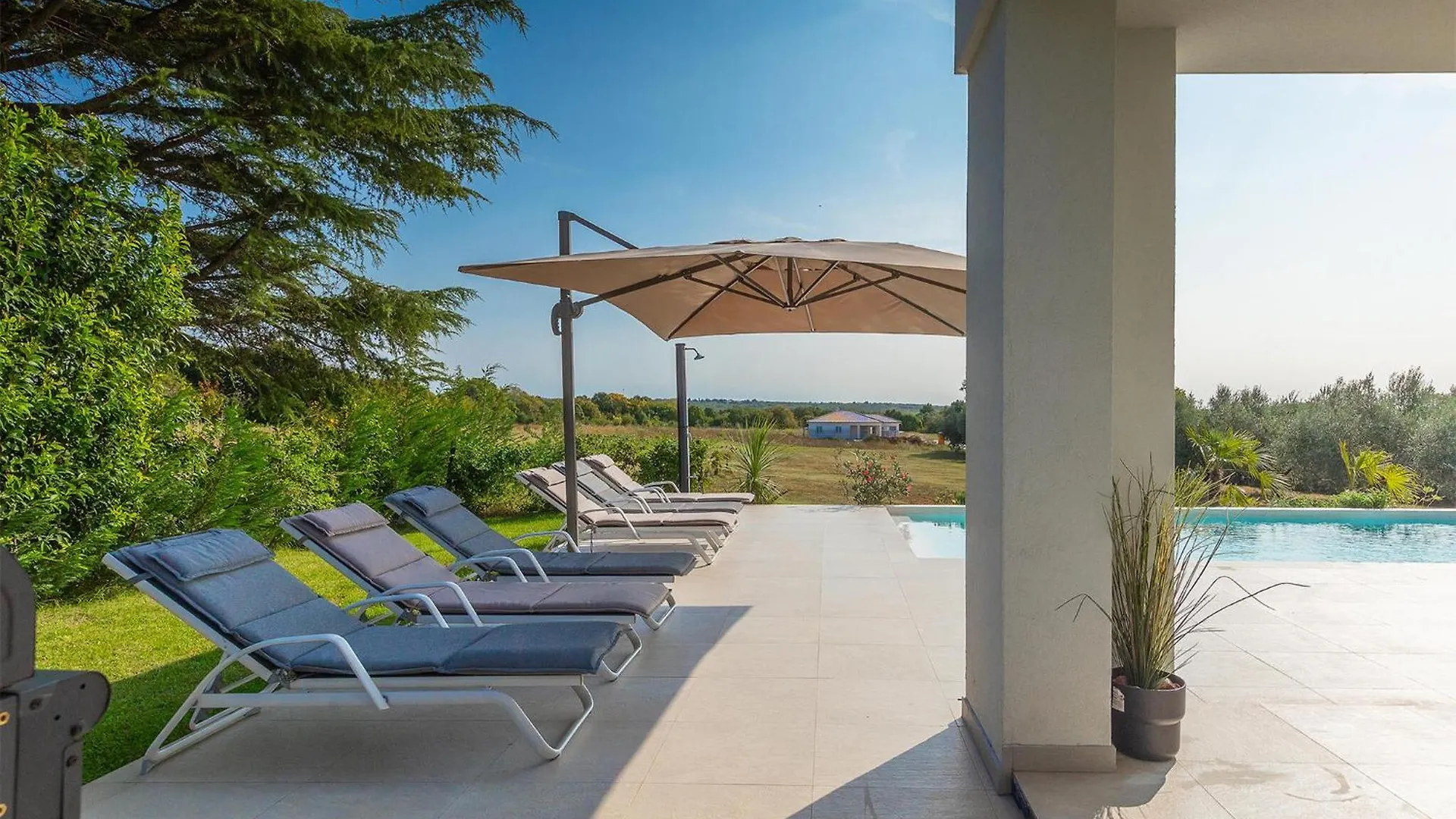 Villa Auri Pula