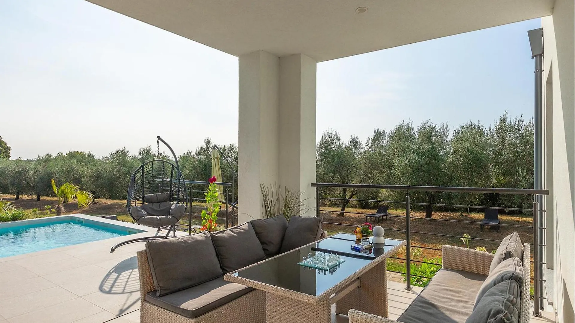 Villa Auri Pula 0*,  Croatia