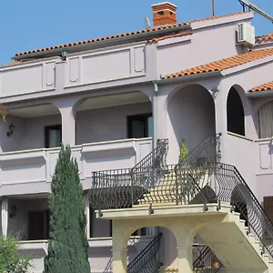 Apartmán Purple House, Pula
